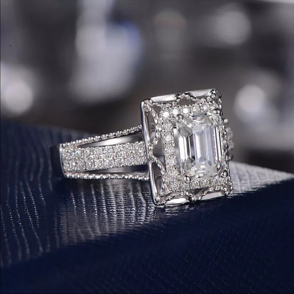 *NEW*925 Silver Beautiful Diamond Ring - Picture 2 of 6